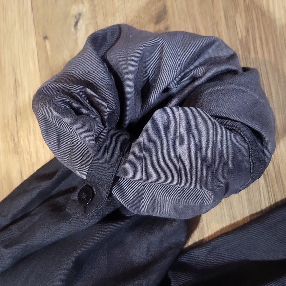 CALVIN KLEIN Body Fit Two Tone Gray Button Down Roll Tab Shirt - Picture 7 of 14